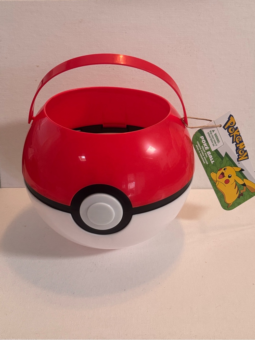 Pokémon Poke Ball Candy/Accessory Holder New